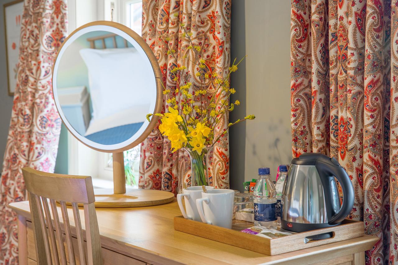Lawn House Hotell Hatfield  Eksteriør bilde